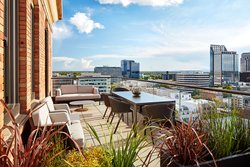  - Citizen Hotel Sacramento - I-5, Exit 519B