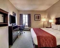  - Columbia Inn & Suites