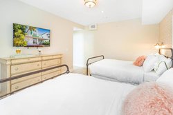  - Henrosa Hotel South Miami Beach