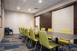  - Holiday Inn Express & Suites Newport News - I-64, Exit 258