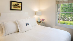  - Baron's Cove Inn Sag Harbor