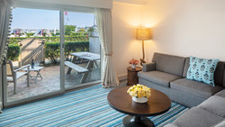  - Baron's Cove Inn Sag Harbor