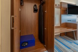  - Holiday Inn Express & Suites Brunswick