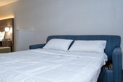  - Holiday Inn Express & Suites Radcliff
