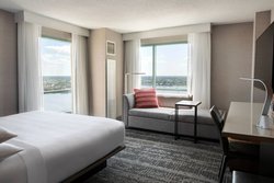  - Marriott Hotel Waterside Norfolk - I-264, Exit 9