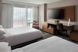  - Marriott Hotel Waterside Norfolk - I-264, Exit 9