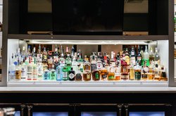  - Crowne Plaza Hotel Knoxville - I-40, Exit 388