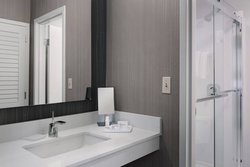  - Courtyard by Marriott Hotel Devon Wayne