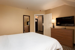  - Holiday Inn Express & Suites Mont Tremblant