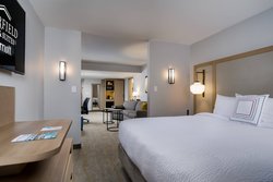  - Fairfield Inn & Suites by Marriott Downtown Fort Worth - I-35, Exit 52A