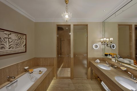THE ST REGIS ROME - Photo 80