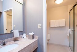  - Courtyard by Marriott Glenview - I-294, Exit 48