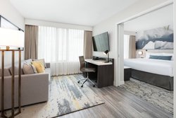  - Delta Hotel by Marriott Downtown Vancouver Suites