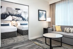  - Delta Hotel by Marriott Downtown Vancouver Suites