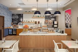  - TownePlace Suites by Marriott Downtown New Orleans - I-10, Exit 234B & 235B