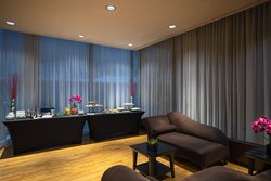  - Metropolitan Hotel Vancouver