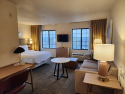  - Staybridge Suites Airport Allentown
