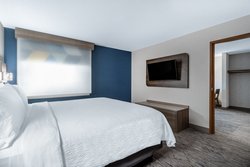  - Holiday Inn Express North St Paul - I-35 E, Exit 115