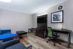  - Holiday Inn Express North St Paul - I-35 E, Exit 115