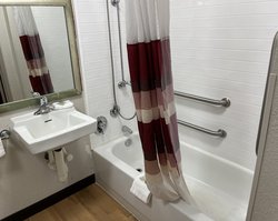  - Red Roof Inn Duke University Medical Center Durham - I-85, Exit 175