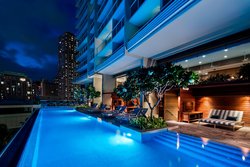  - Ritz-Carlton Residences Waikiki