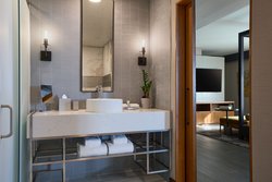  - Washington Marriott Capitol Hill Hotel