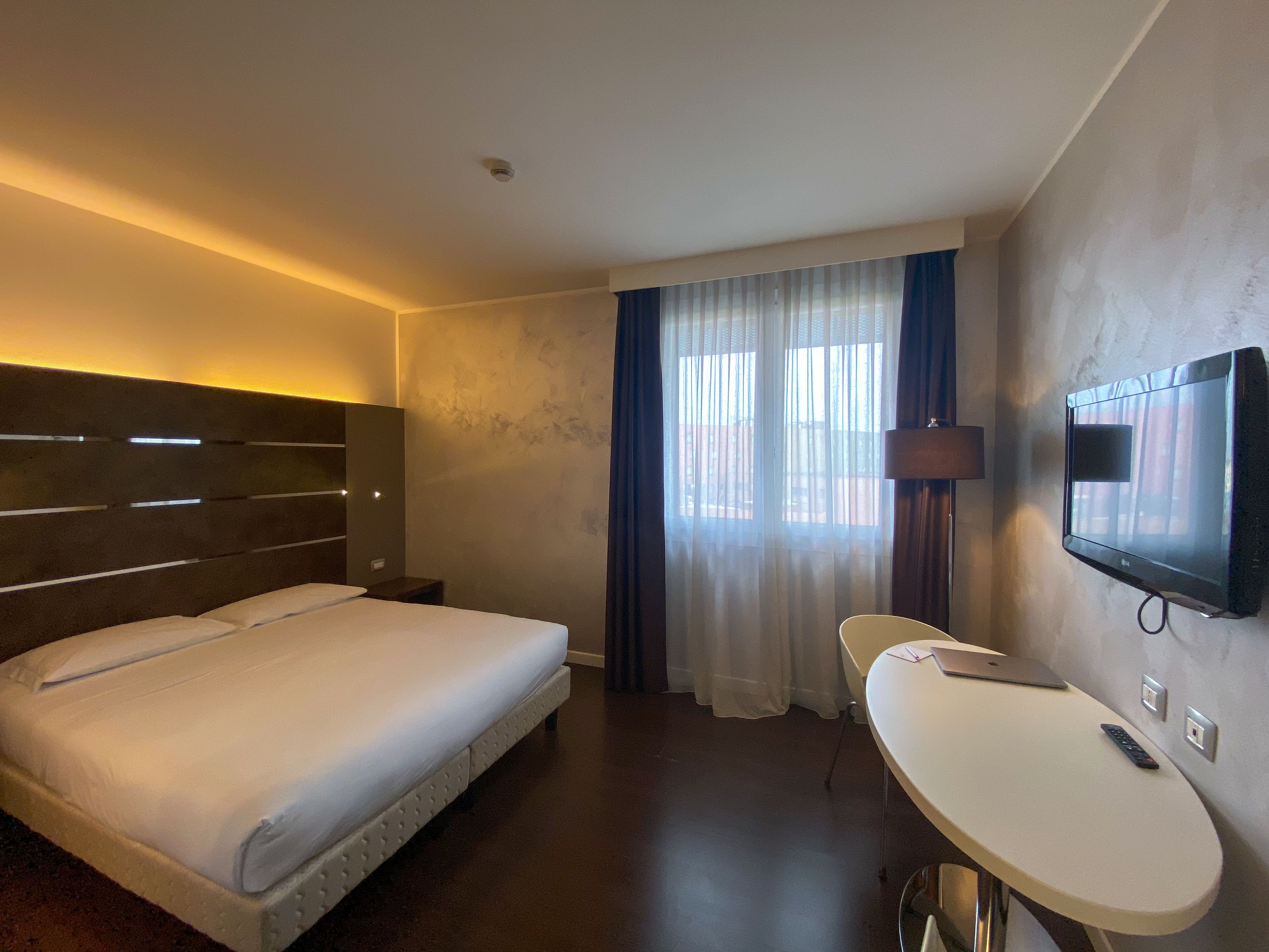 CAVALLO HOTEL NOVENTA-guestroom-Superior Double Room.jpg