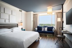  - Renaissance Hotel Westerville