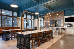  - Courtyard by Marriott Hotel Downtown Cincinnati - I-71, Exit 1B