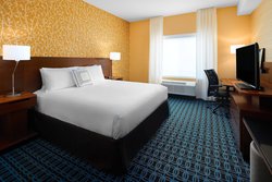  - Fairfield Inn & Suites by Marriott Fresno