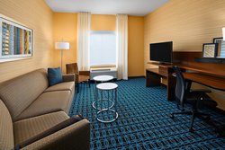  - Fairfield Inn & Suites by Marriott Fresno