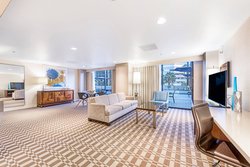  - Renaissance Hotel Long Beach