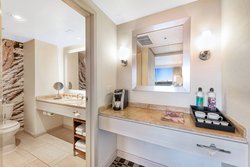  - Renaissance Hotel Long Beach