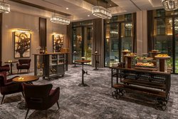  - Row Hotel Somerville - I-93, Exit 21