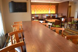  - Fairfield Inn & Suites by Marriott Aurora