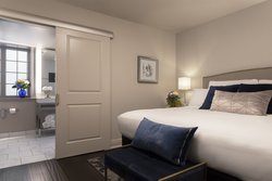  - Seven Gables Inn Clayton - I-170, Exit 1F