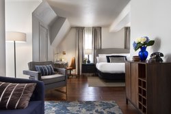  - Seven Gables Inn Clayton - I-170, Exit 1F