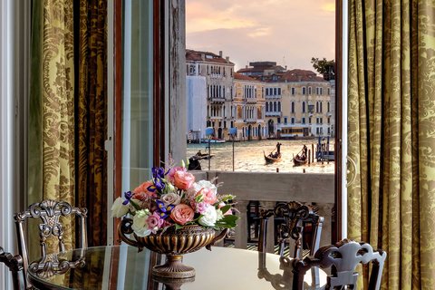 THE GRITTI PALACE VENICE - Photo 60