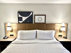  - Staybridge Suites Oconomowoc