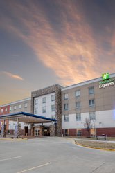  - Holiday Inn Express Troy - I-55 & I-70, Exit 18