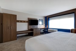  - Holiday Inn Express & Suites Brighton