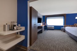  - Holiday Inn Express & Suites Brighton