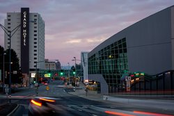  - Davenport Grand Hotel Spokane - I-90, Exit 281
