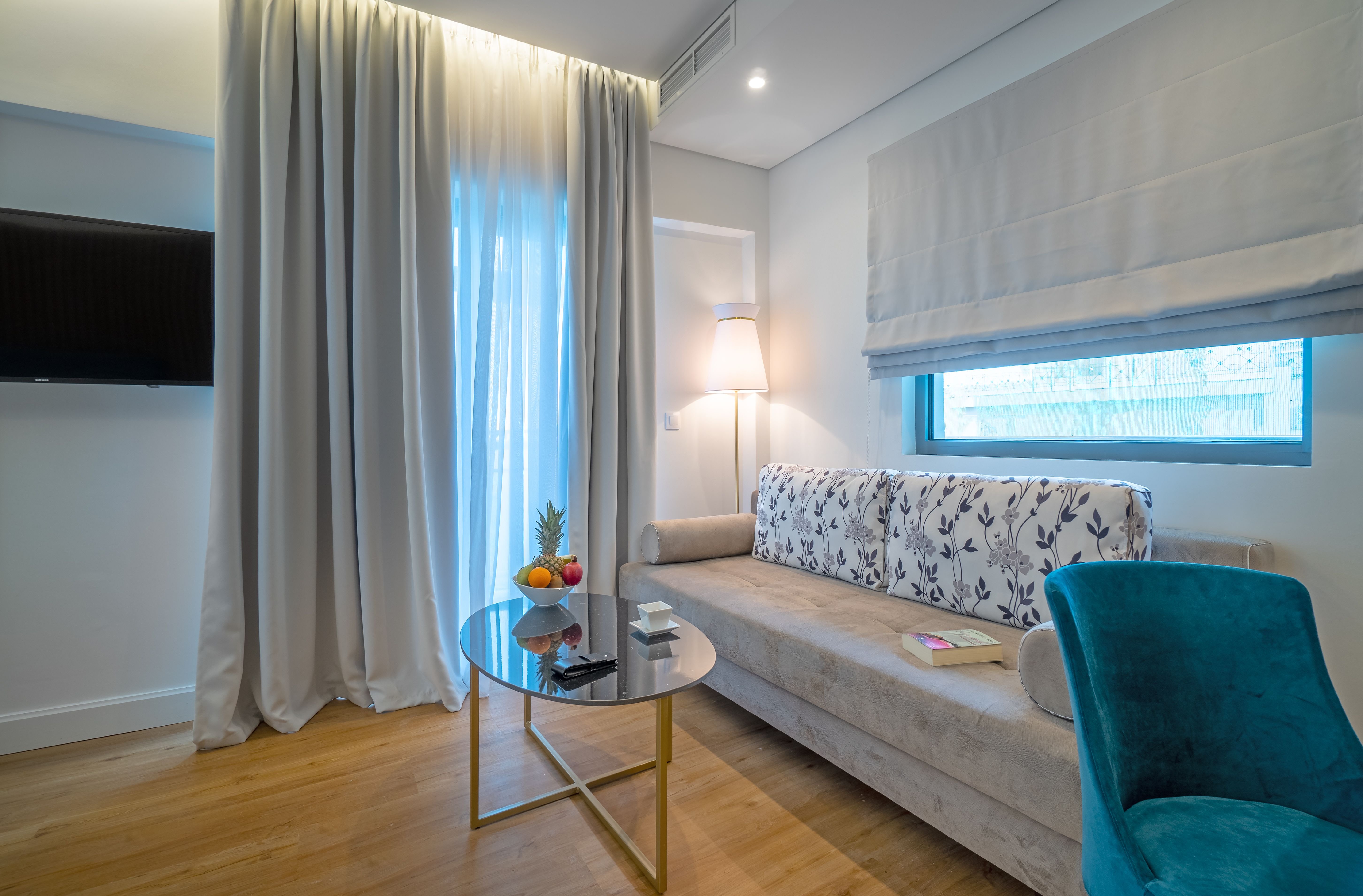 GLYFADA RIVIERA HOTEL-guestroom-Deluxe Suite.jpg