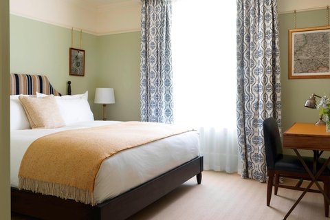 UNIVERSITY ARMS HOTEL - Photo 6
