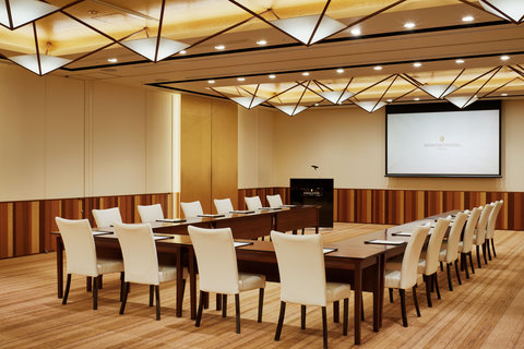 INTERCONTINENTAL OSAKA - Photo 29