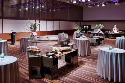 INTERCONTINENTAL OSAKA - Photo 8