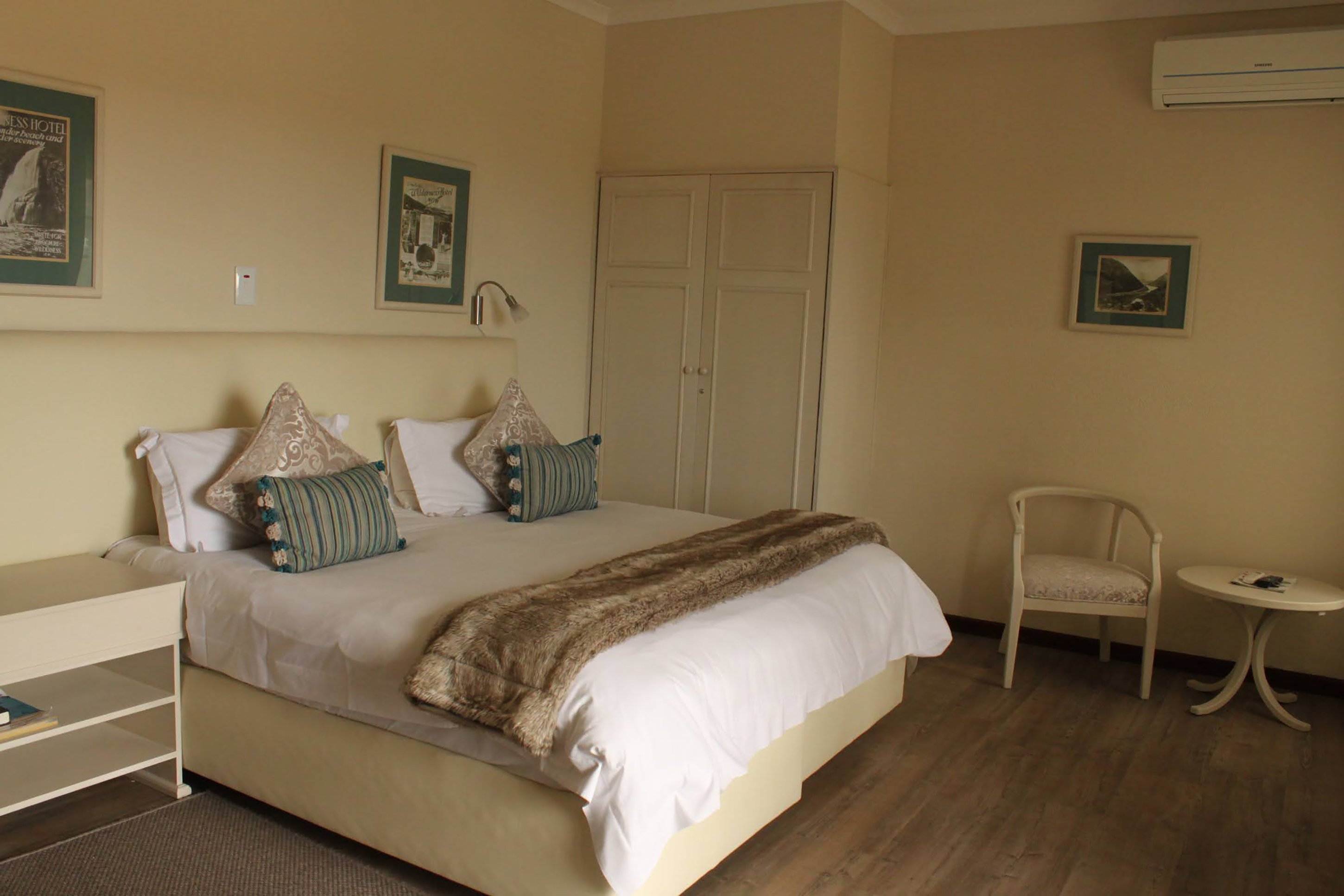 The Wilderness Hotel-guestroom-Deluxe King.jpg