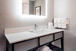  - Courtyard by Marriott Hotel Brookline