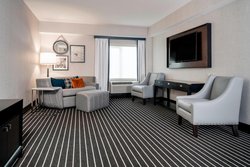  - Courtyard by Marriott Hotel Brookline